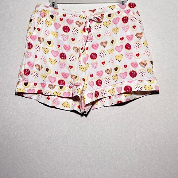 Cupcakes & Cashmere Pajama Set - Picture 6 of 12